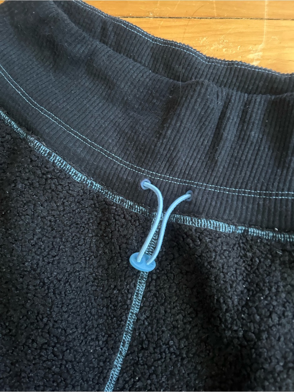 ☀️3/$25 Free people fuzzy factor pants XS black blue - Picture 5 of 7